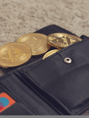 Crypto Exchange & Wallet by LeadMaven