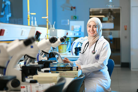 “Todos juntos tenemos que creernos que el IDIBAPS es el centro de investigación e innovación de