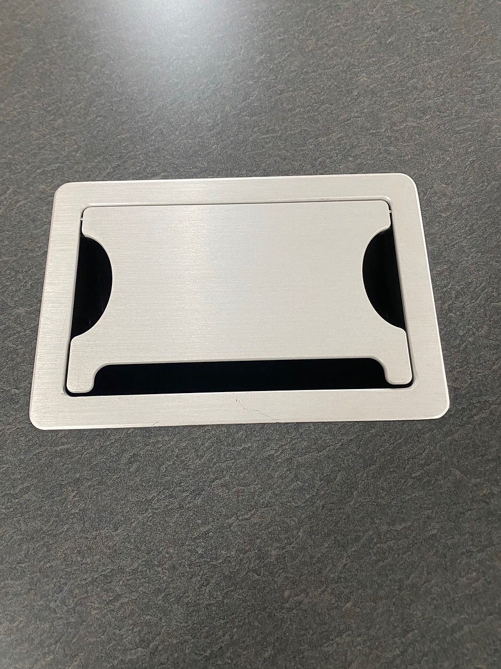 Thumbnail: Nucraft round table 