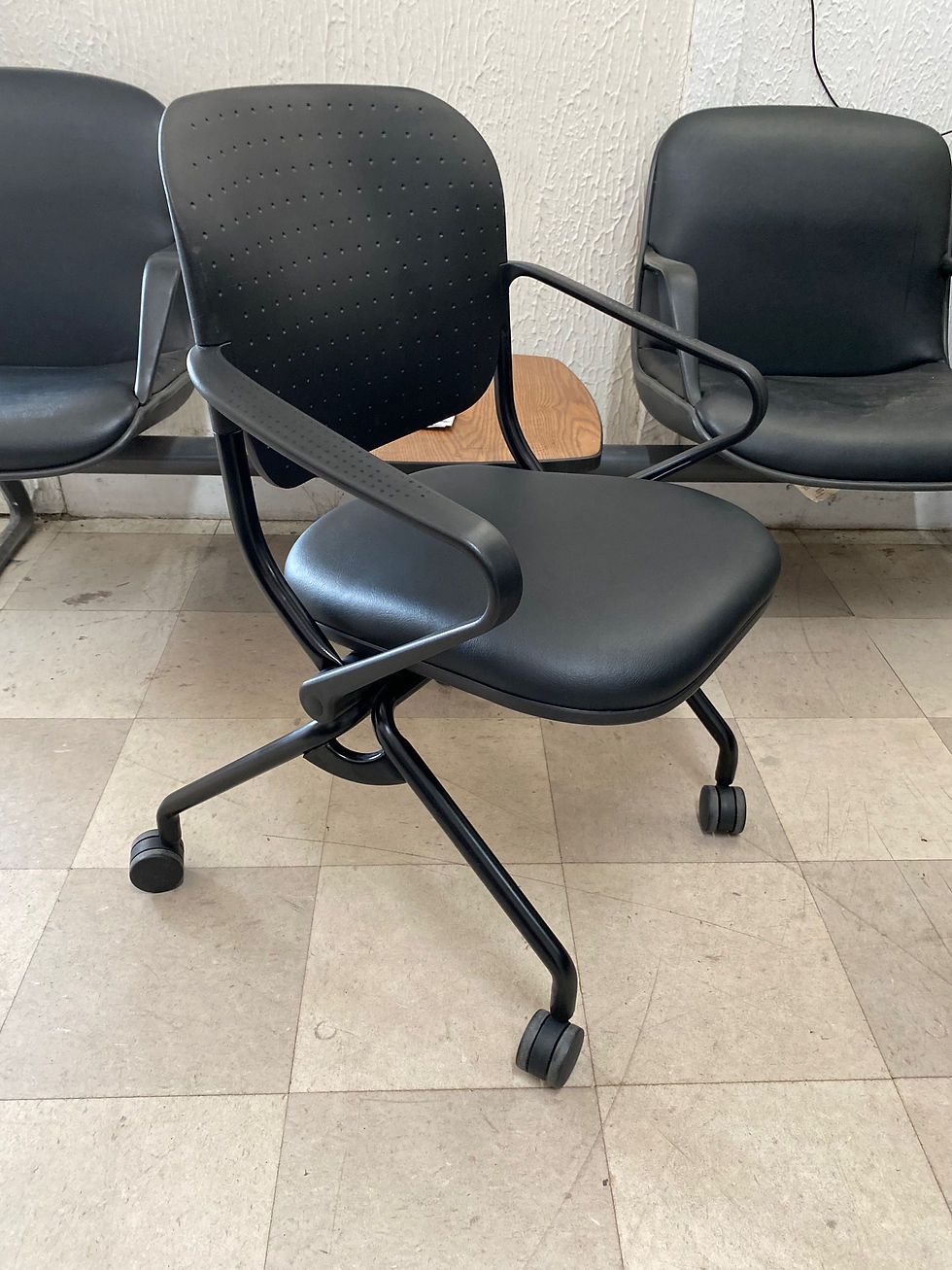 Thumbnail: KI torsion training chair 