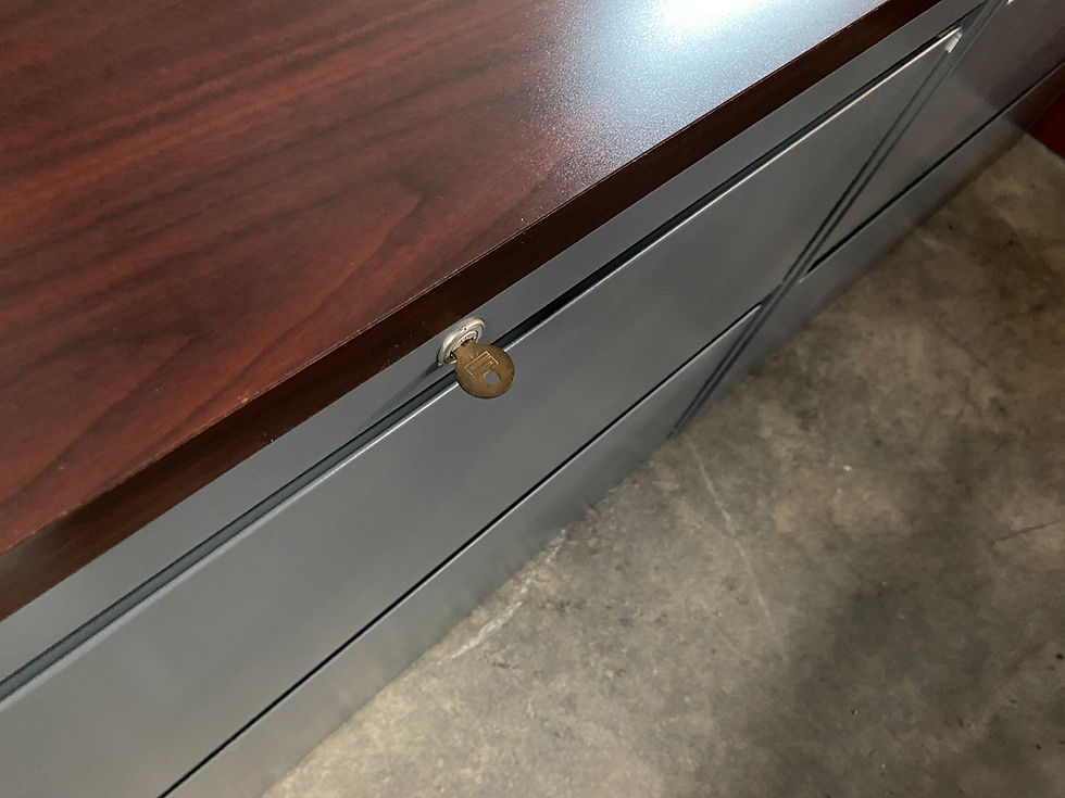 Thumbnail: Seelcase 4 drawer latera file cabinet 