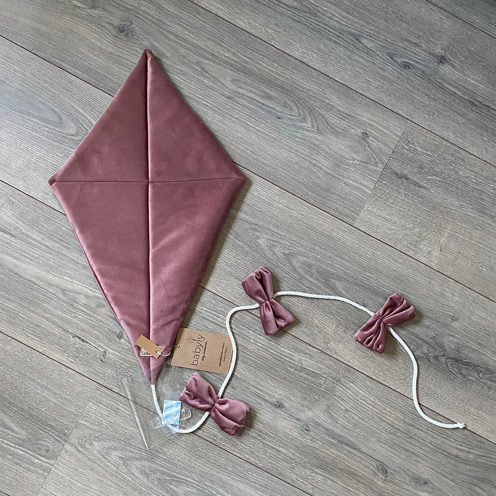 Babyly - Wanddecoratie vlieger fluweel oudroze