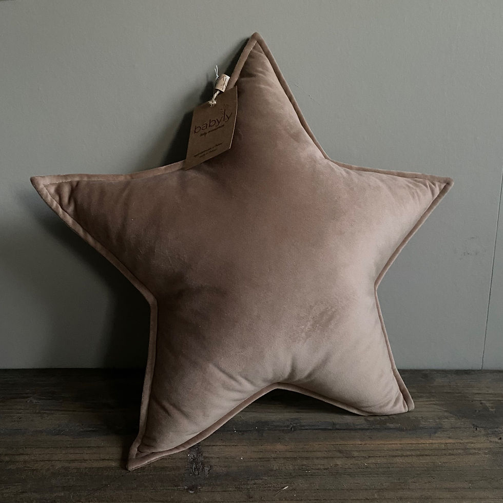 Babyly - Fluwelen kussen ster M beige