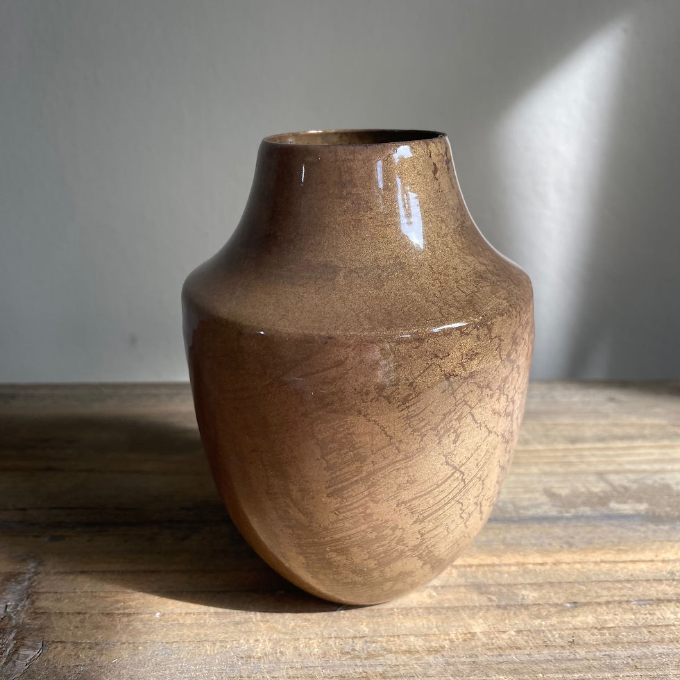 Kolony metalen vaasje perzik