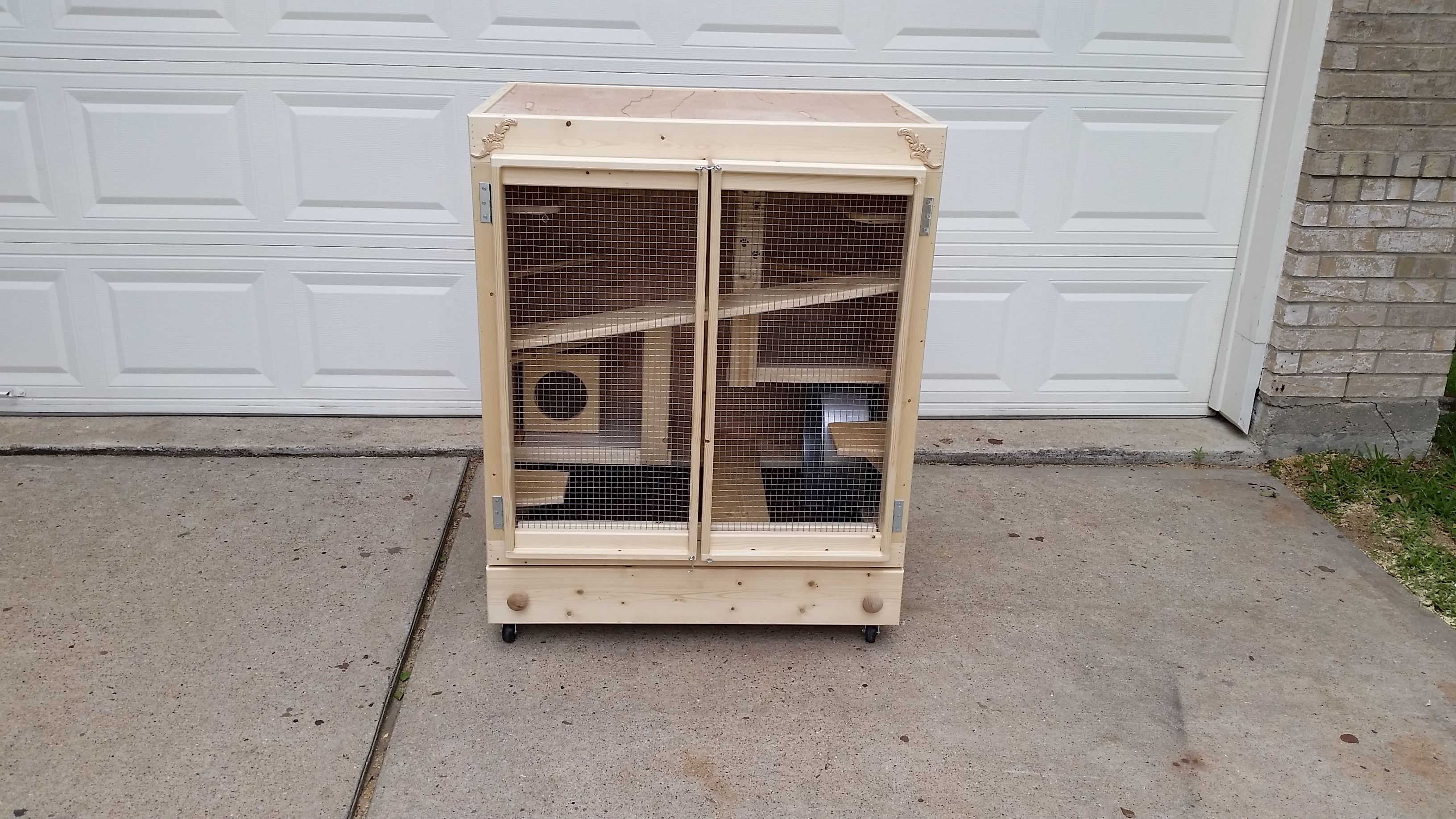 Custom Chinchilla Cages