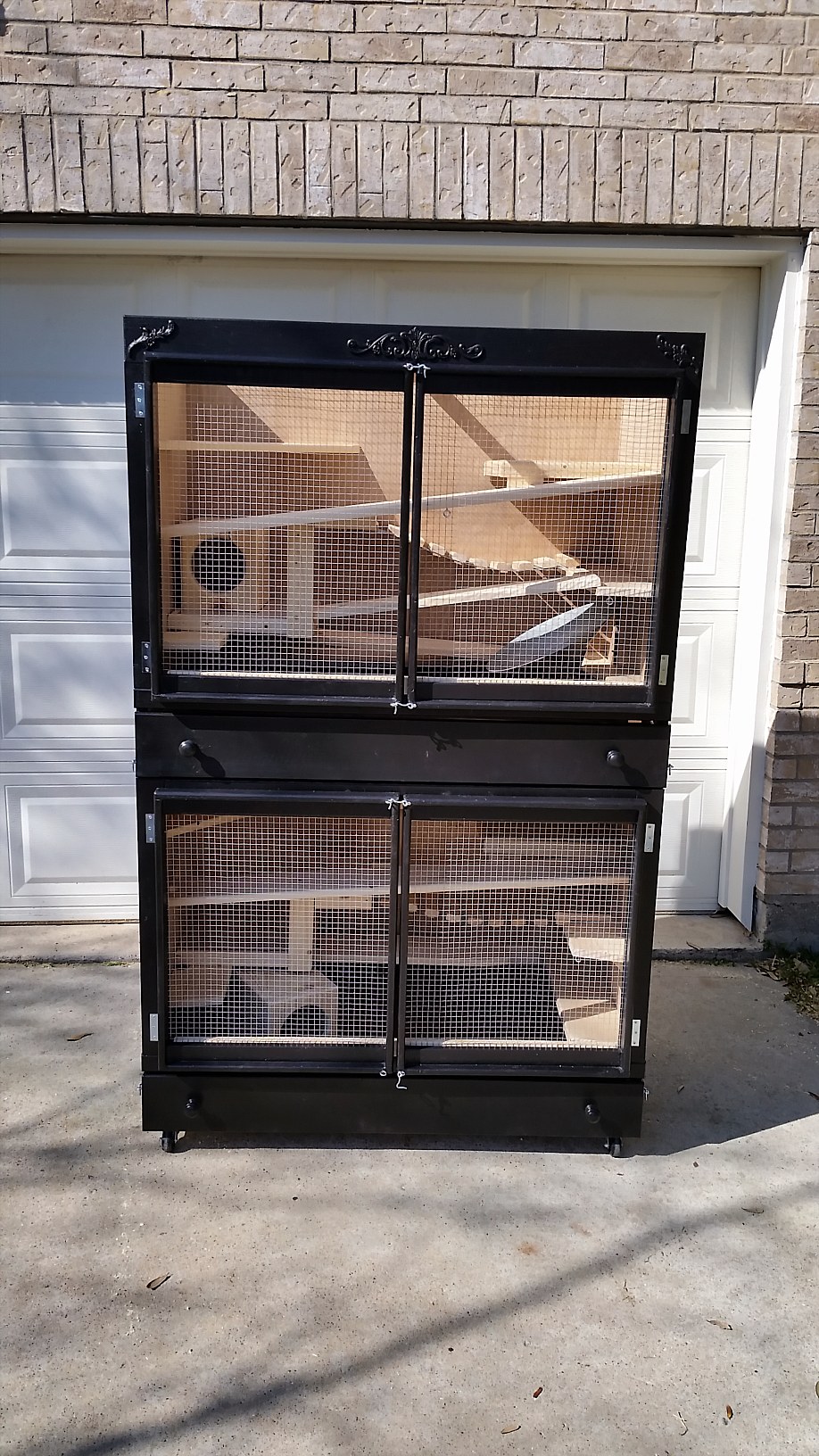Custom Chinchilla Cages
