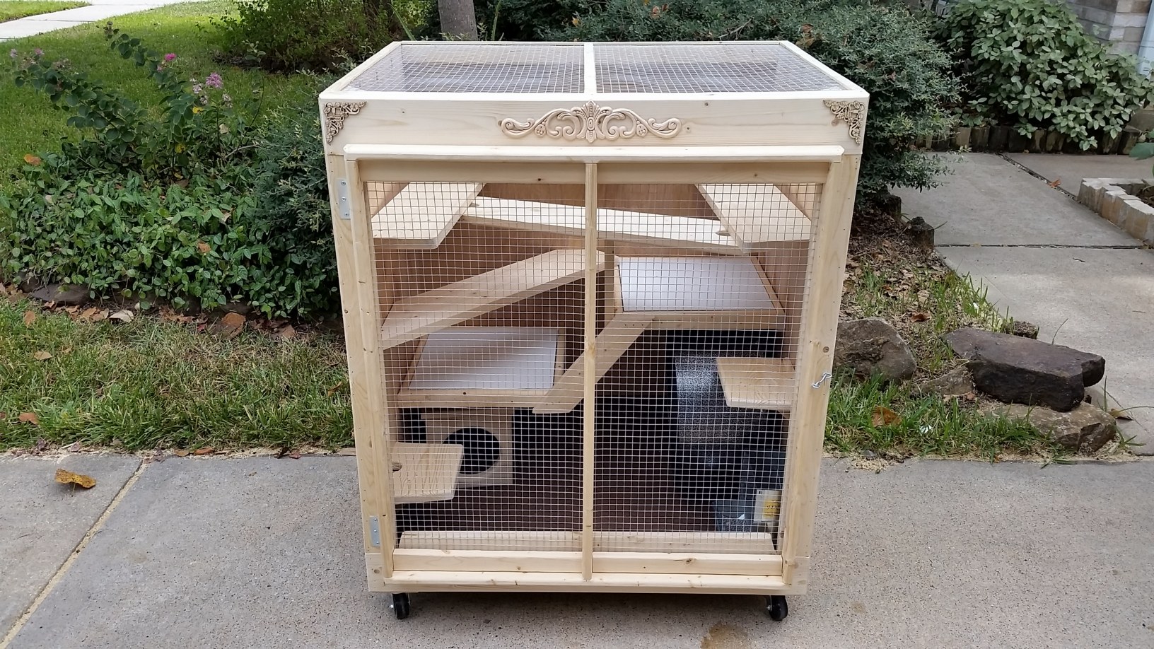 Custom Chinchilla Cages