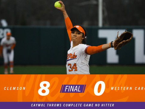 Caymol Tosses No-Hitter in Softball’s First Home Win