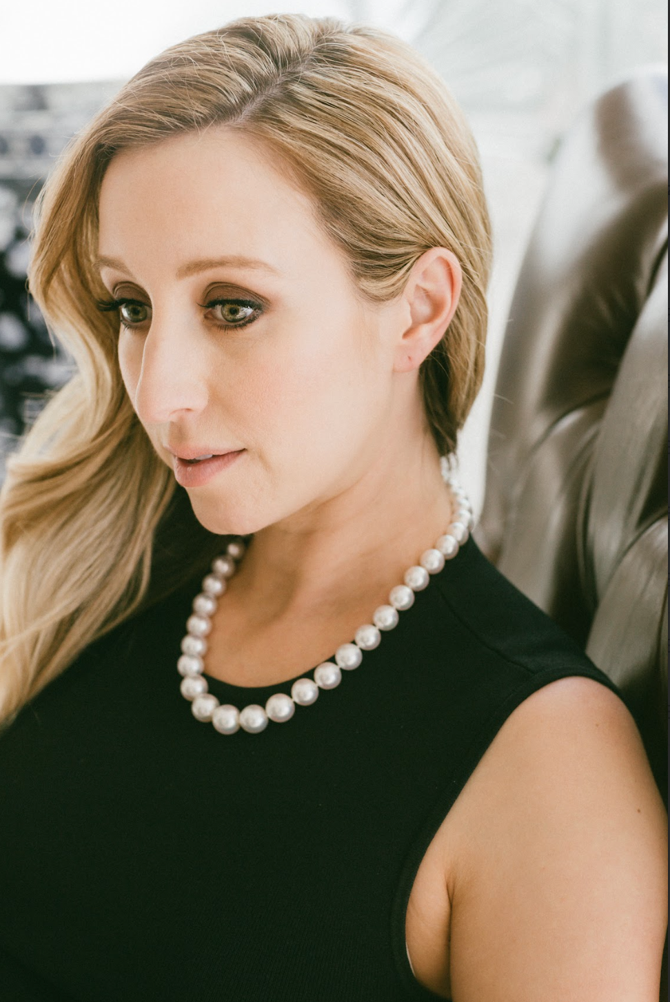 Thumbnail: Lady Carlyle Pearls