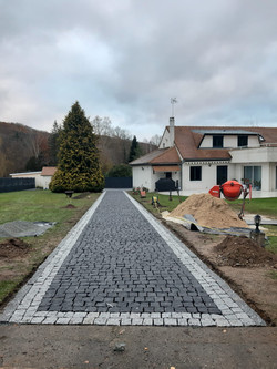 Pavage en pavé gris foncé clivé5