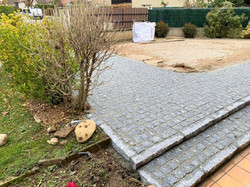 pavage gris bleu avec marche clivé 2