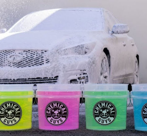 How to Wash Your Car Properly: The Two-Bucket Method