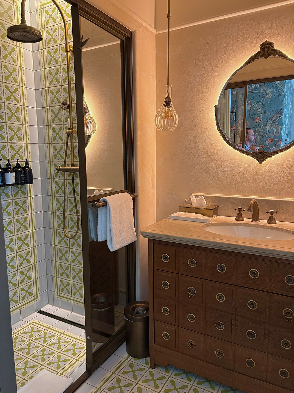 The "Petit" Room bathroom.