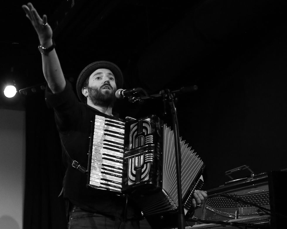 Daniel Kahn