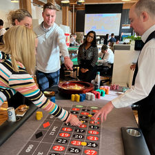 Casino-f2.jpg