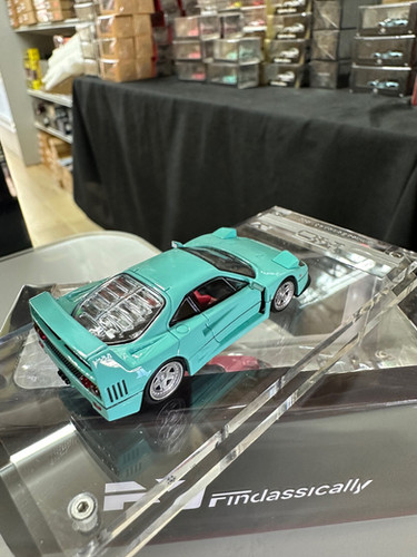 FERRARI F40 LIGHTS FLIP UP DOWN TIFFANY BLUE 1/64 DIECAST CAR