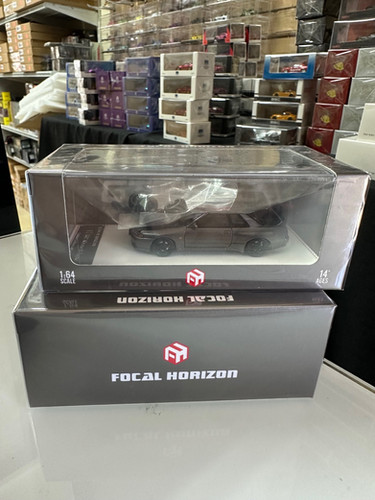 NISSAN SKYLINE GT-R R32 HOOD OPENS EXTRA WHEELS 1/64 CAR BY FOCAL