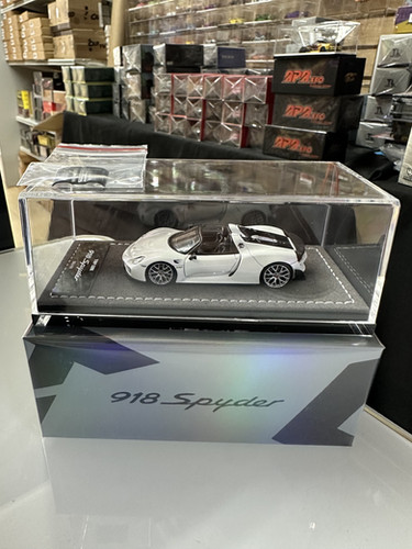 PORSCHE 918 SPYDER WITH TOP WHITE 1/64 DIECAST CAR MODEL BY TOP