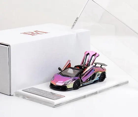 LAMBORGHINI AVENTADOR LP700-4 OPENINGS CHAMELEON 1/64 DIECAST CAR