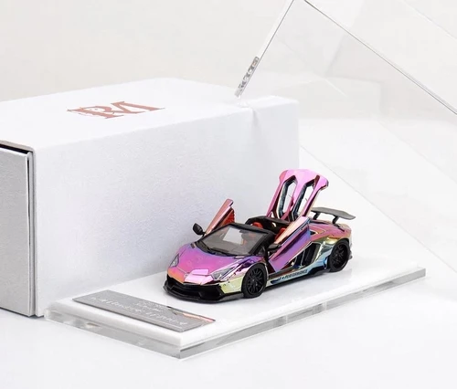 LAMBORGHINI AVENTADOR LP700-4 OPENINGS CHAMELEON 1/64 DIECAST CAR