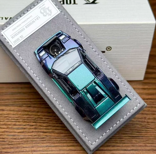 LAMBORGHINI COUNTACH CHAMELEON LBWK FULLY OPENING 1/64 DIECAST CAR