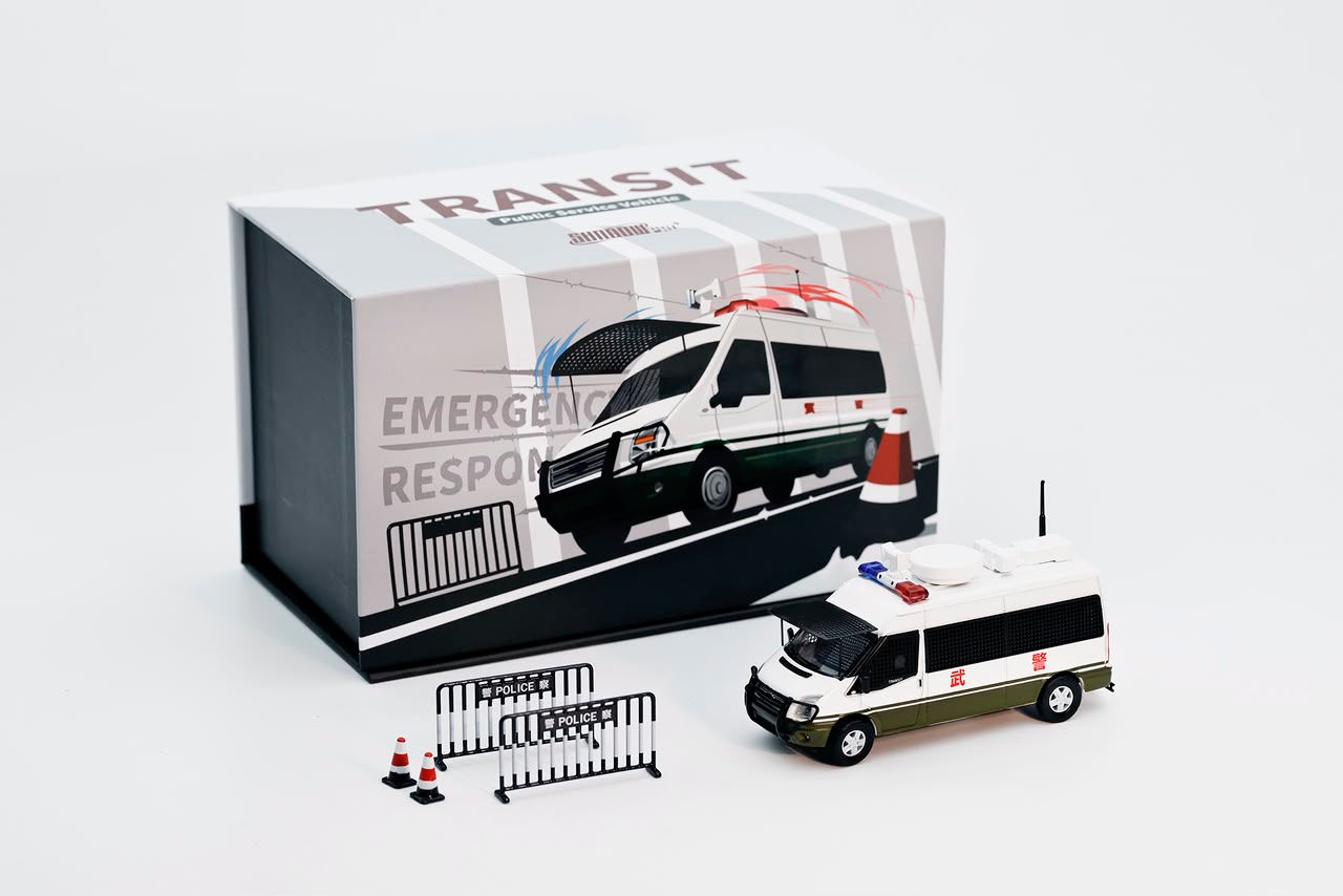 TRANSIT PUBLIC SERVICE VEHICLE BARRIER CONES POLICE TRUCK 1/64 BY SHADOW PRO