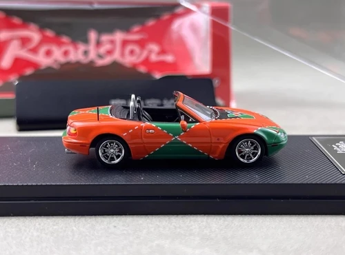 MAZDA MX5 LE MANS LIVERY ORANGE LIGHTS FLIP OPEN 1/64 DIECAST CAR