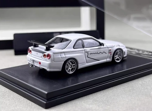 NISSAN SKYLINE GT-R R34 V-SPEC MINES WHITE 1/64 CAR BY MY MODEL