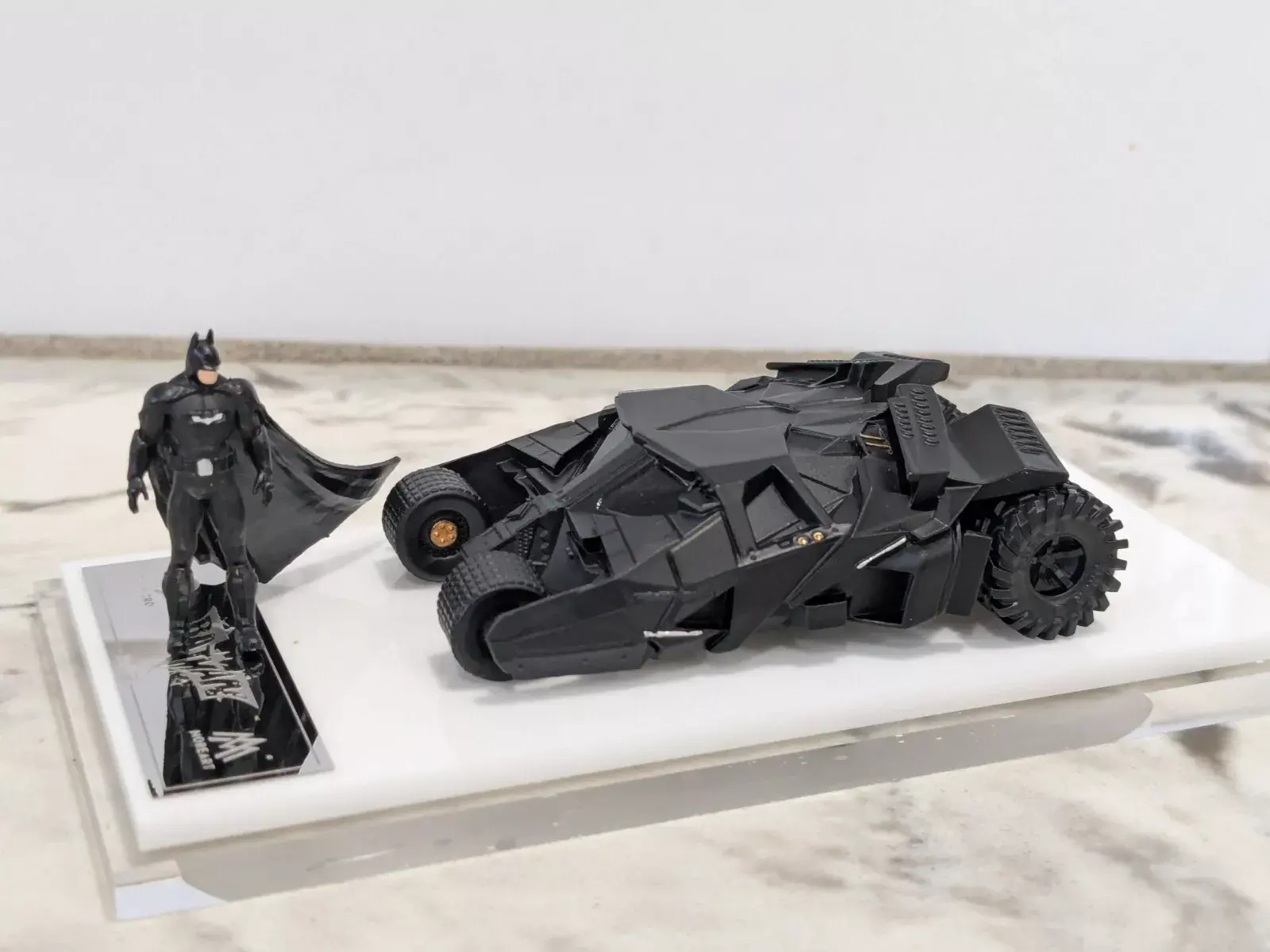 DARK KNIGHT RISES BATMOBILE TUMBLER BATMAN FIGURE 1/64 DIECAST CAR BY TIME MICRO