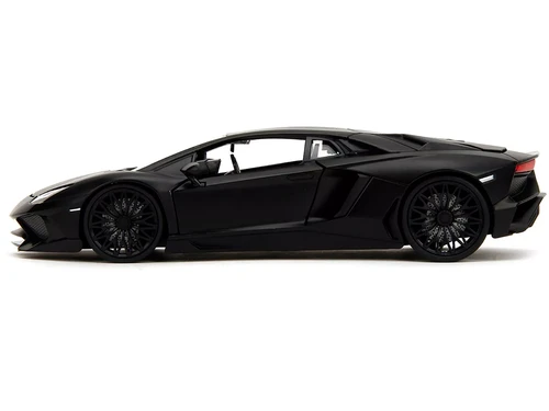 Lamborghini Aventador ミニカー 黒 Amazon | Lamborghini Veneno 1/36 Matt Black | ミニカー・ダイ