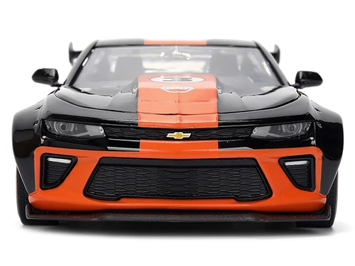 Chevrolet - Actionアクション/Camaroカマロ ストックカー #3 1/24 絶版限 2017 Chevrolet Camaro ZL1 Metallic Green 1/24 Diecast Car