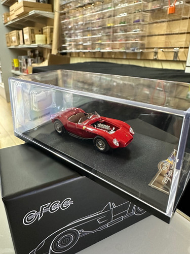 1957 FERRARI 250 TESTA ROSSA RED HOOD COMES OFF 1/64 DIECAST CAR