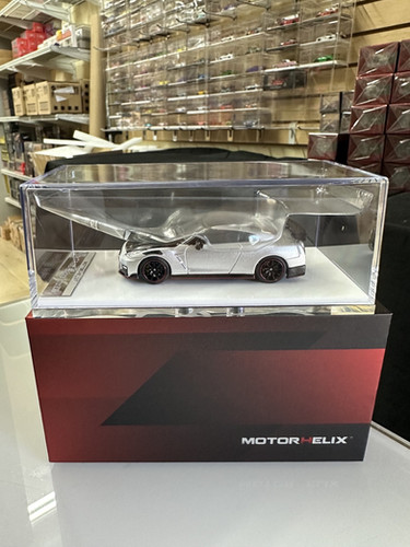 NISSAN SKYLINE GT-R R35 NISMO CARBON SILVER HOOD OPEN 1/64 CAR BY