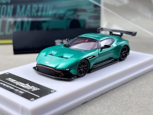 ASTON MARTIN VULCAN MARTIN GREEN HOOD OPENS 1/64 DIECAST CAR BY
