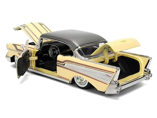 1957 CHEVROLET BEL AIR 1/24 DIECAST CAR MODEL BY JADA TOYS 36345