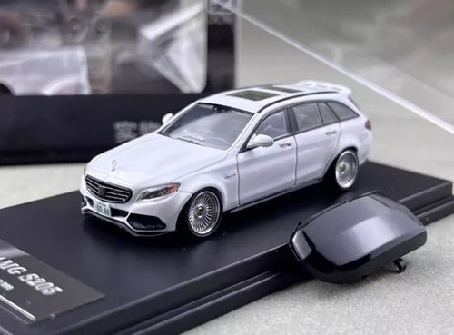 MERCEDES BENZ C63S AMG S205 WHITE WITH ROOF BOX LOWRIDE 1/64 CAR