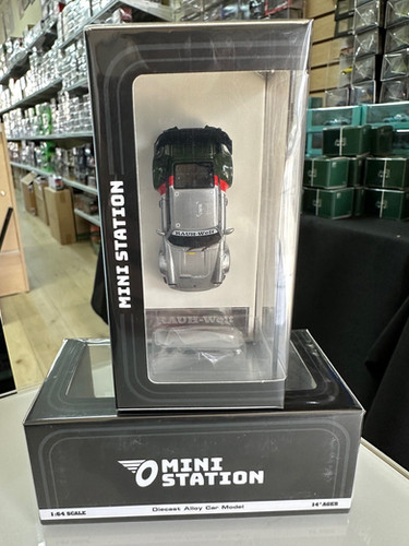 MÔ HÌNH 1:64 MINI STATION - RWB 964 Ducktail Samurai Livery | Shopee
