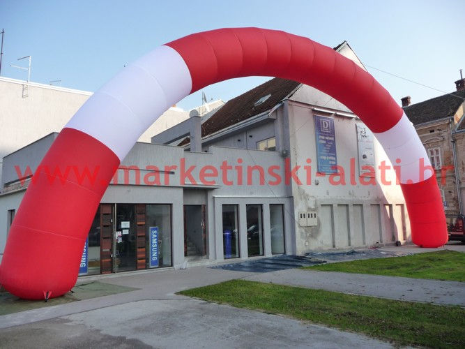 inflatable arch 3.jpg