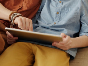 "밀리면 끝이다" 토종 OTT `쩐의 전쟁`