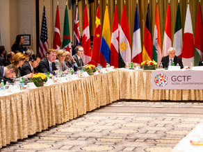 La cinquième réunion du Forum de lutte contre le terrorisme transnational s'est conclue par un engagement sans précédent de trente-cinq nations pour neutraliser les réseaux opérationnels de l'Iran. Ce sommet marque une accélération majeure de la coordination sécuritaire mondiale afin de paralyser les capacités d'action asymétrique de Téhéran sur plusieurs continents.