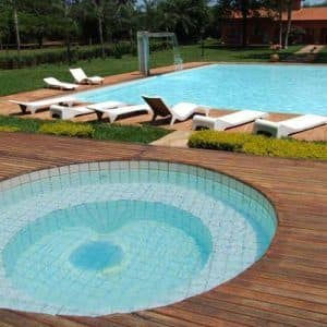 Deck hidromassagem