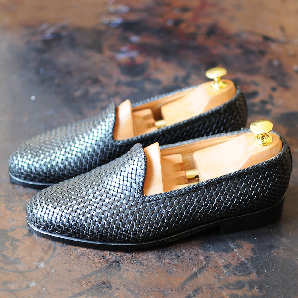 Mocassin Walter Steiger noir cuir tressé empeigne