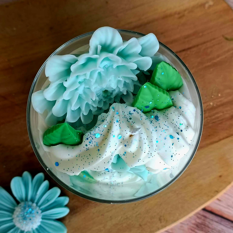 Miniature : Bougie gourmande Brise de Printemps 220gr parfum Linge Propre