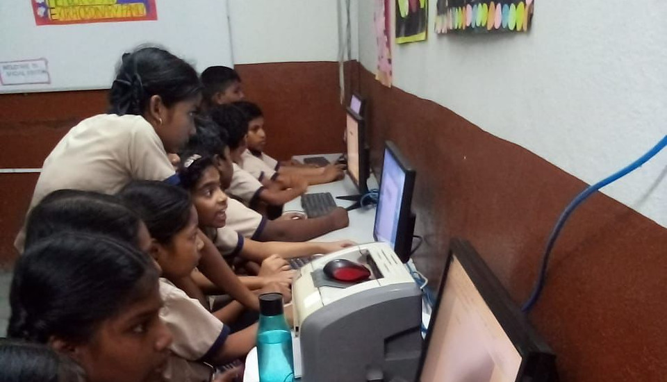 comp lab.jpg