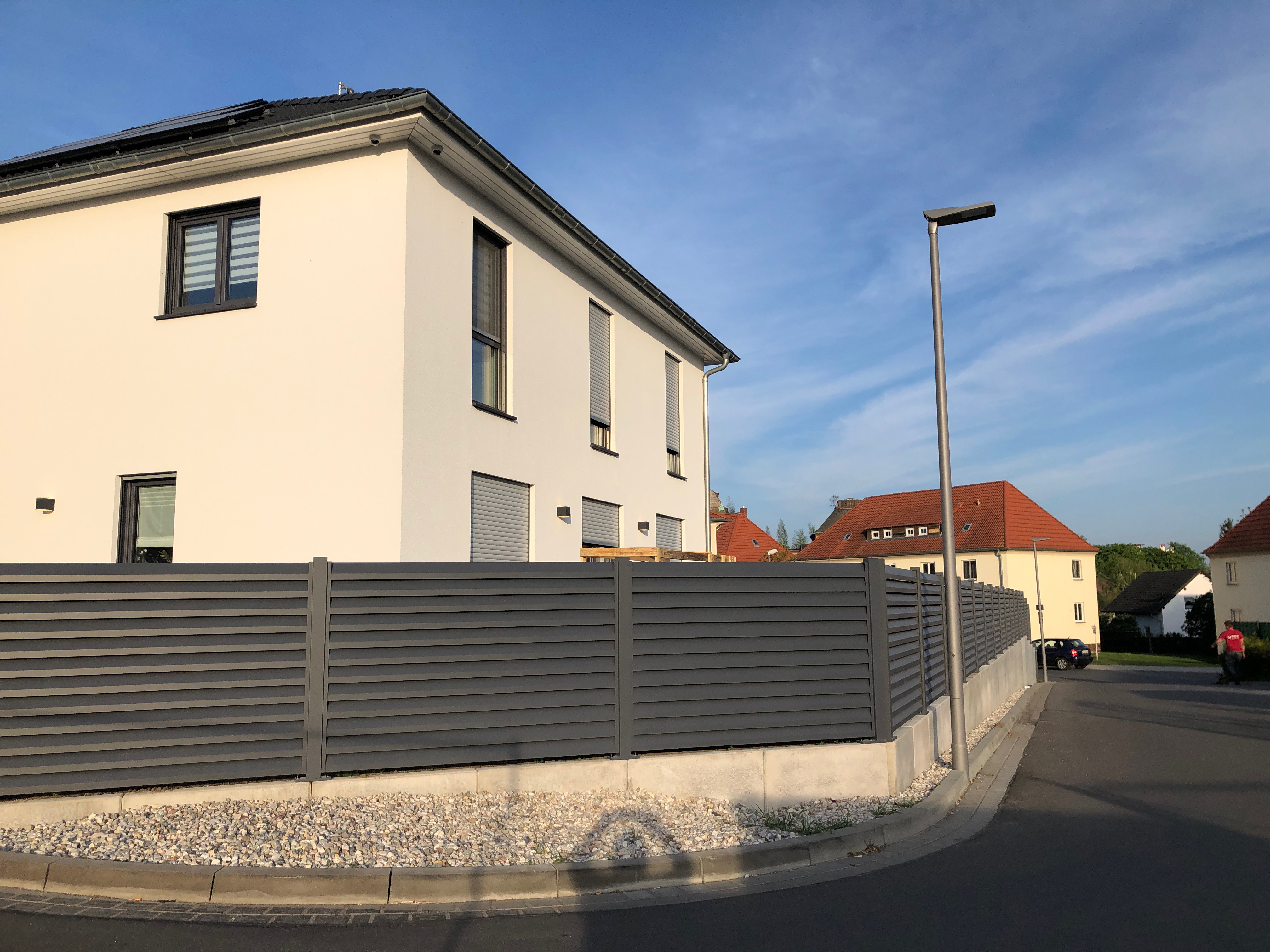 FZ.A.10 Zaunfelder auf L-Betonstein
