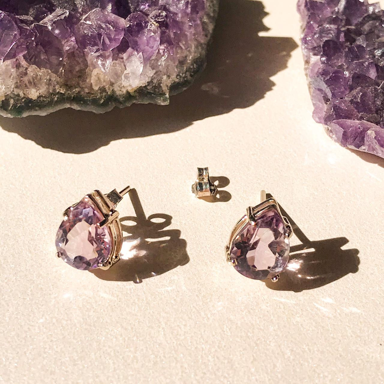 Brincos de Ouro Dot Ametista Gota
