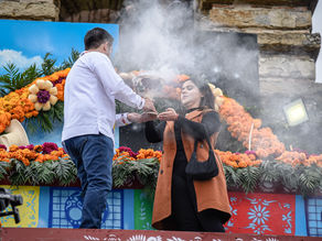 Participa Julio Menchaca en festividades del Xantolo 2023