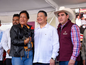 Con mejor infraestructura carretera y apoyos al campo, Rutas de la Transformación llegan a Tecozautla