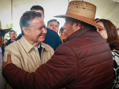 El gobierno es un aliado permanente del campo y de las y los ejidatarios de Hidalgo: Julio Menchaca