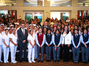 Egresan nuevas profesionales del CMH